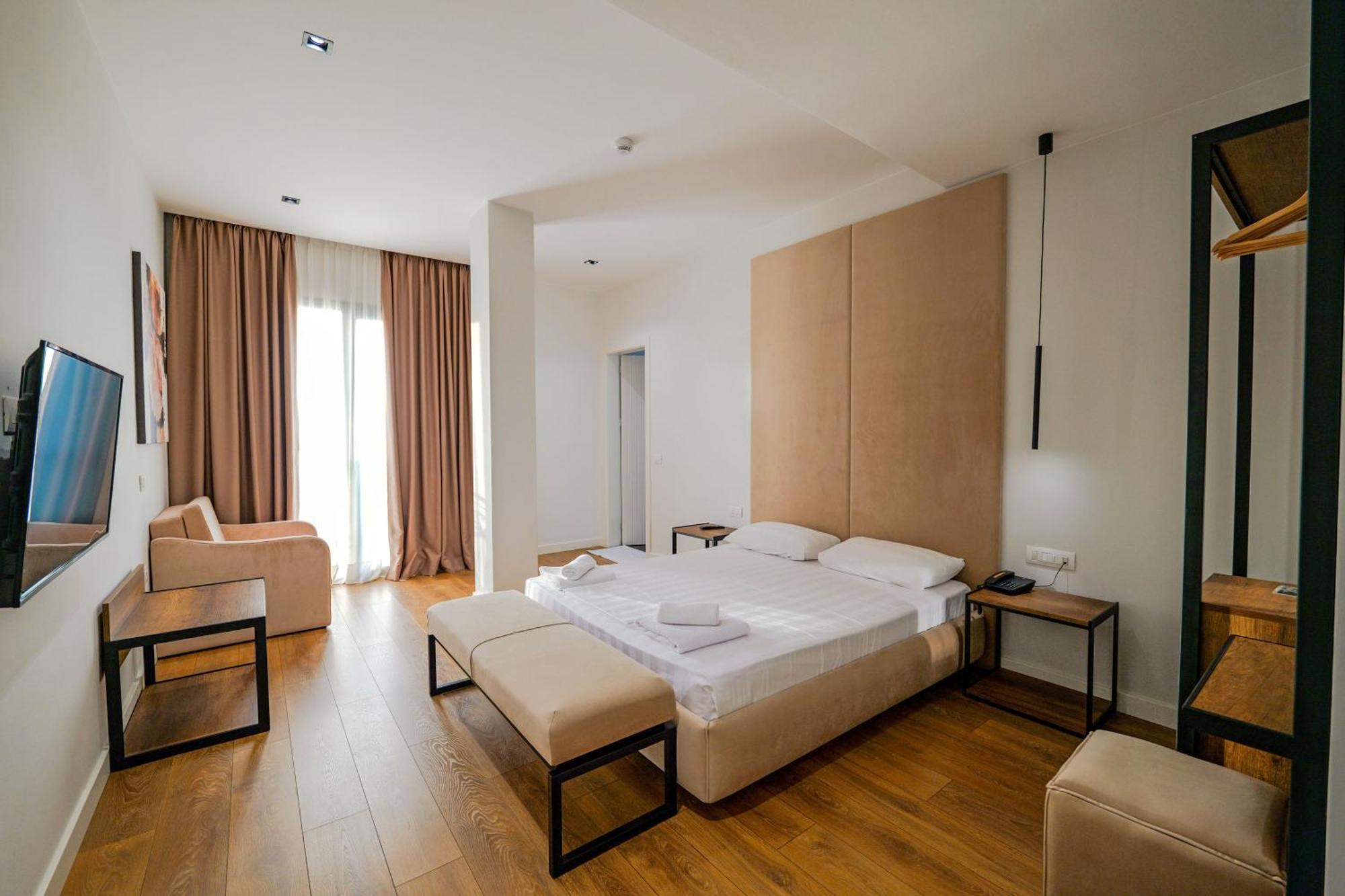 Hotel Central Vlore Luaran gambar